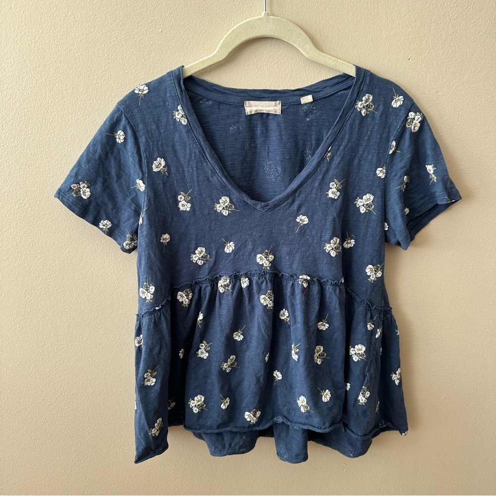 Navy V-neck floral printed top